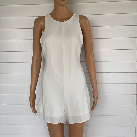 Zara Other - Zara lined white romper